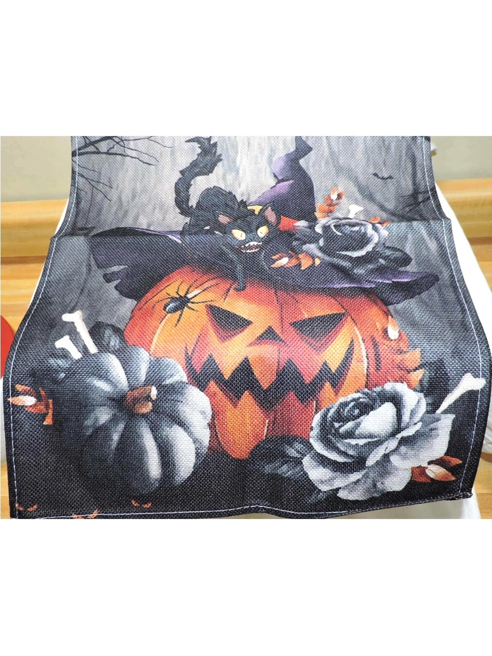 Halloween Pumpkin Table Runner Halloween Dinner Table Runner Decoration NIP - Picture 2 of 4